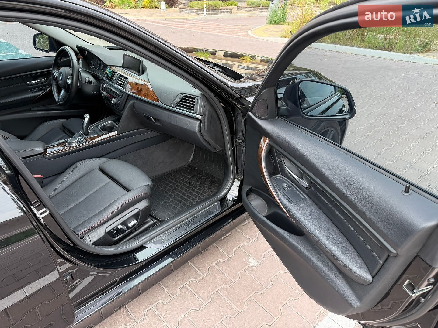 BMW 3 Series 2015 VIN WBA3D3C56FK158525 фото оголошення 31 з 42