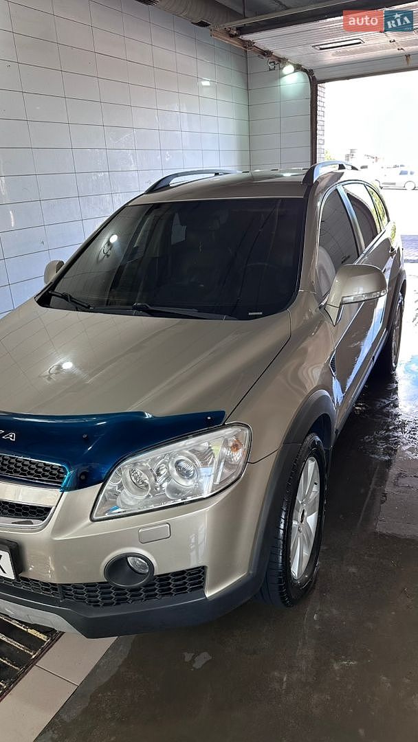 Chevrolet Captiva 2008 VIN Y6DCD26GJ8B263057 фото оголошення 4 з 19