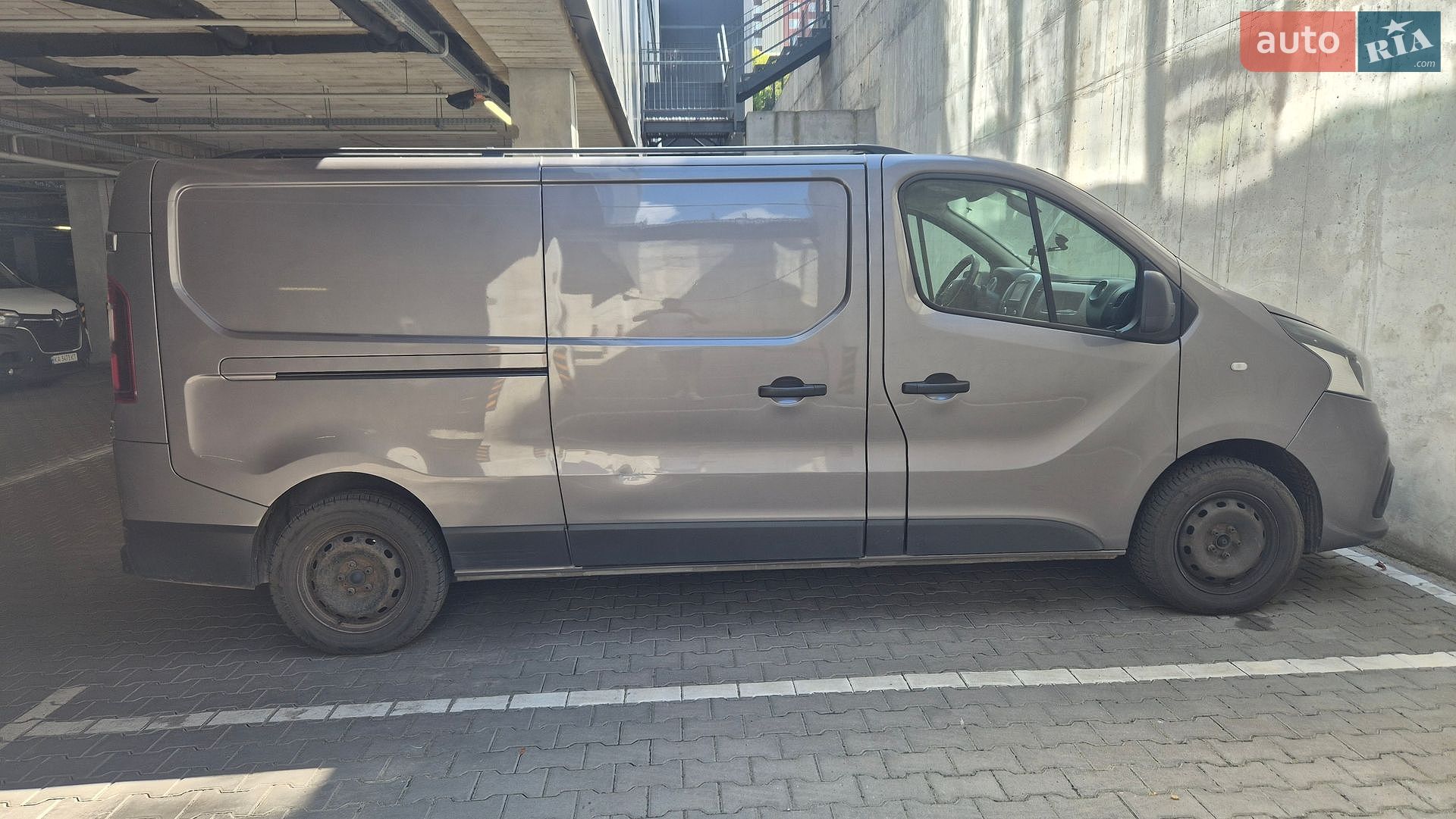 RENAULT TRAFIC 2018 VIN VF1FL000562263694 фото оголошення 9 з 22