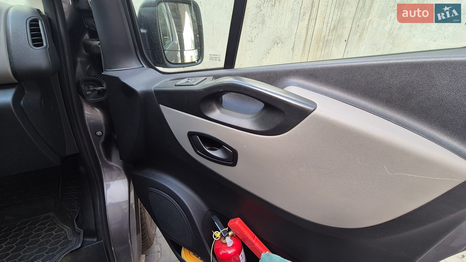 RENAULT TRAFIC 2018 VIN VF1FL000562263694 фото оголошення 18 з 22