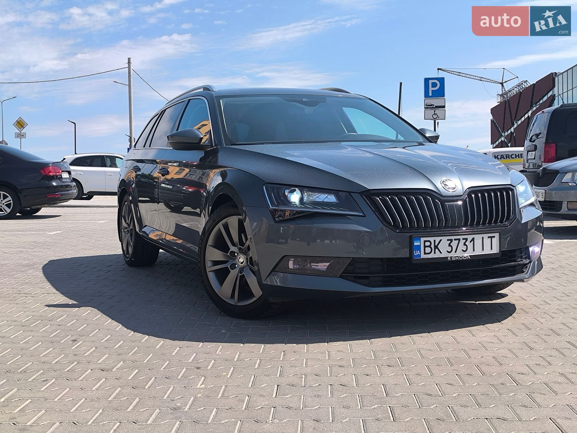 Skoda Superb 2018 VIN TMBLJ7NP5K7040030 фото оголошення 3 з 58