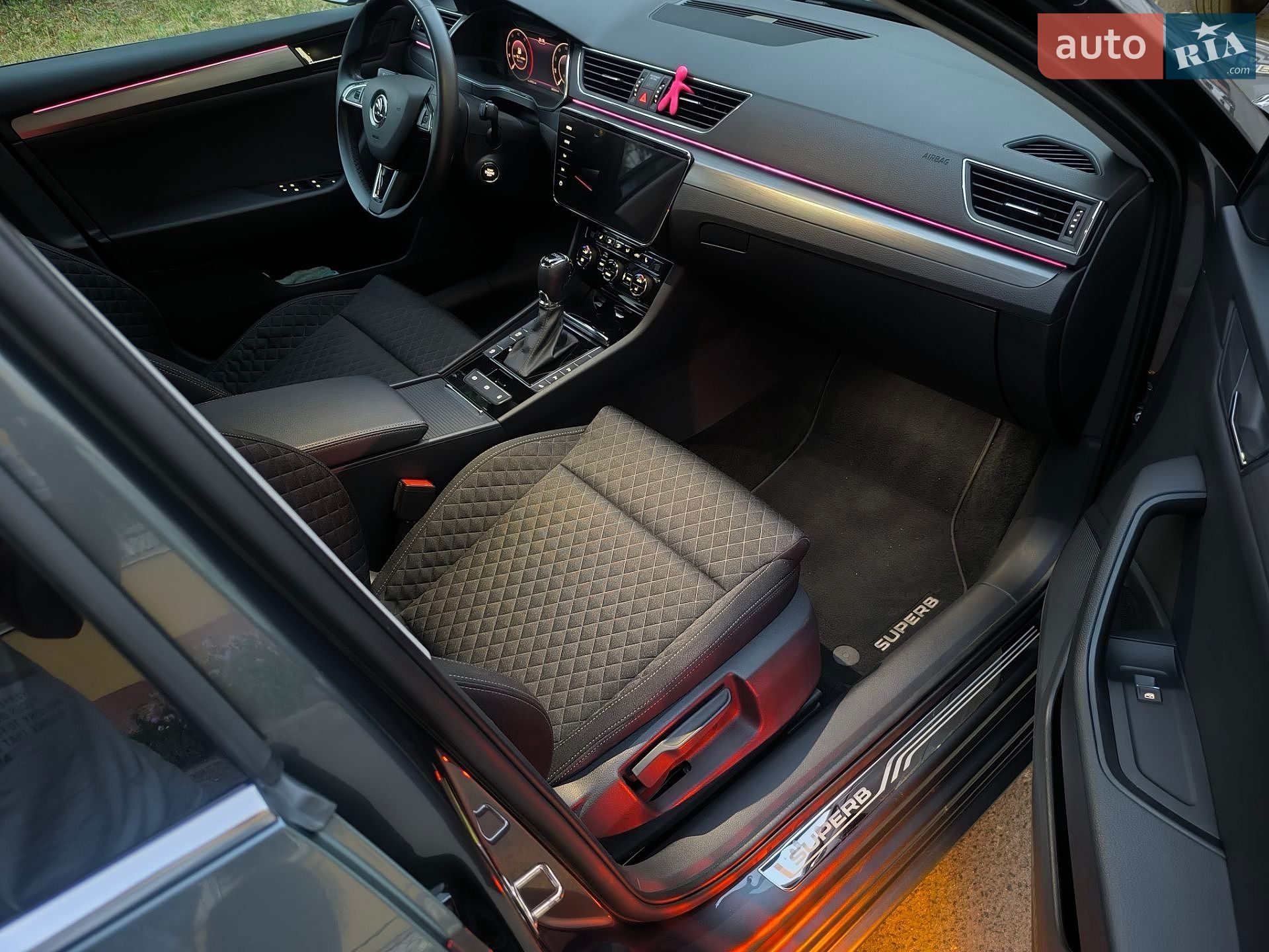 Skoda Superb 2018 VIN TMBLJ7NP5K7040030 фото оголошення 20 з 58