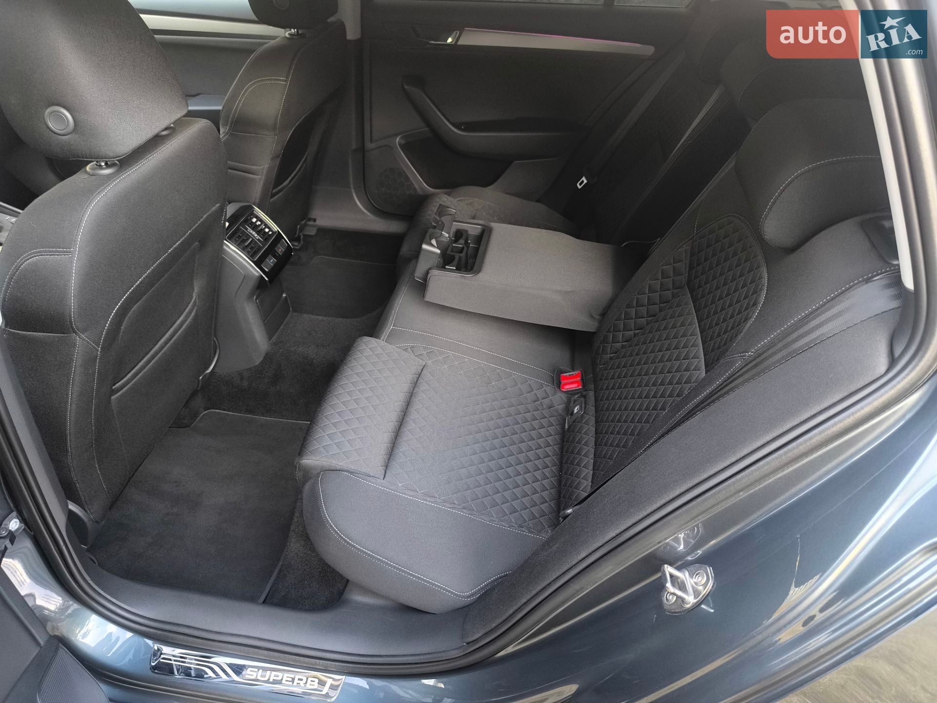 Skoda Superb 2018 VIN TMBLJ7NP5K7040030 фото оголошення 28 з 58