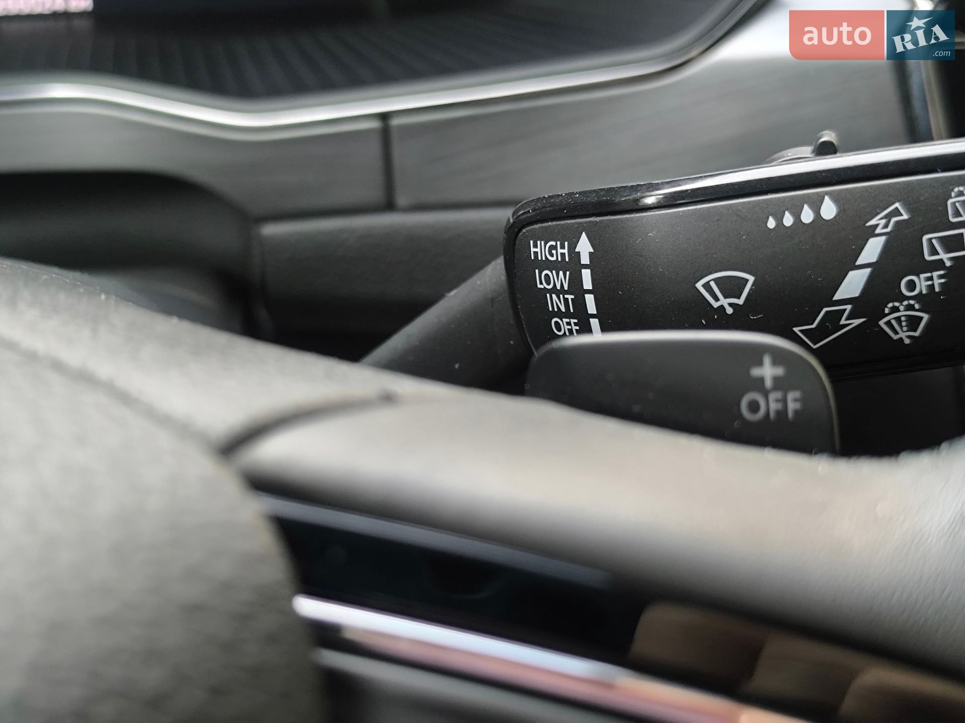 Skoda Superb 2018 VIN TMBLJ7NP5K7040030 фото оголошення 33 з 58