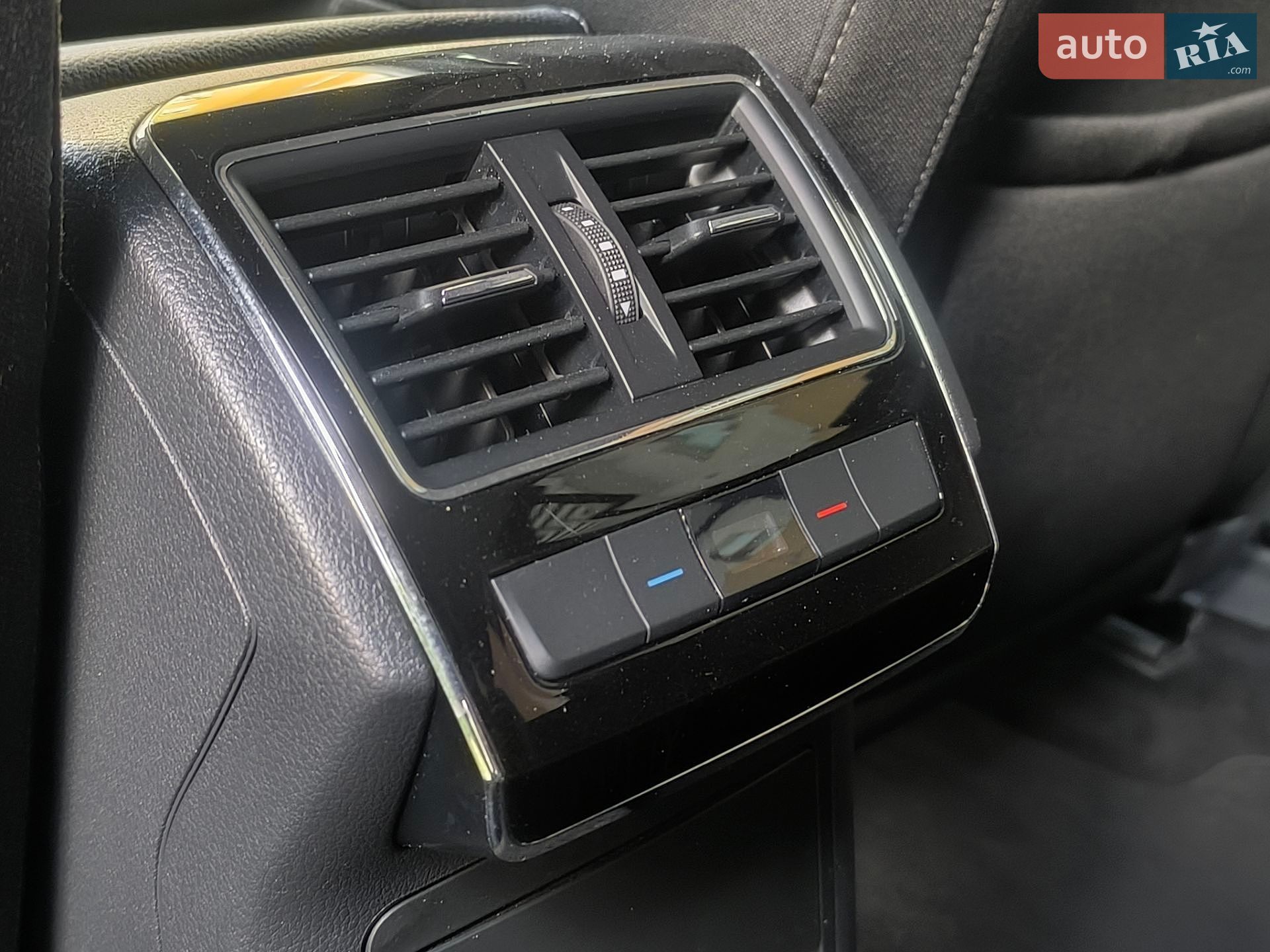 Skoda Superb 2018 VIN TMBLJ7NP5K7040030 фото оголошення 34 з 58