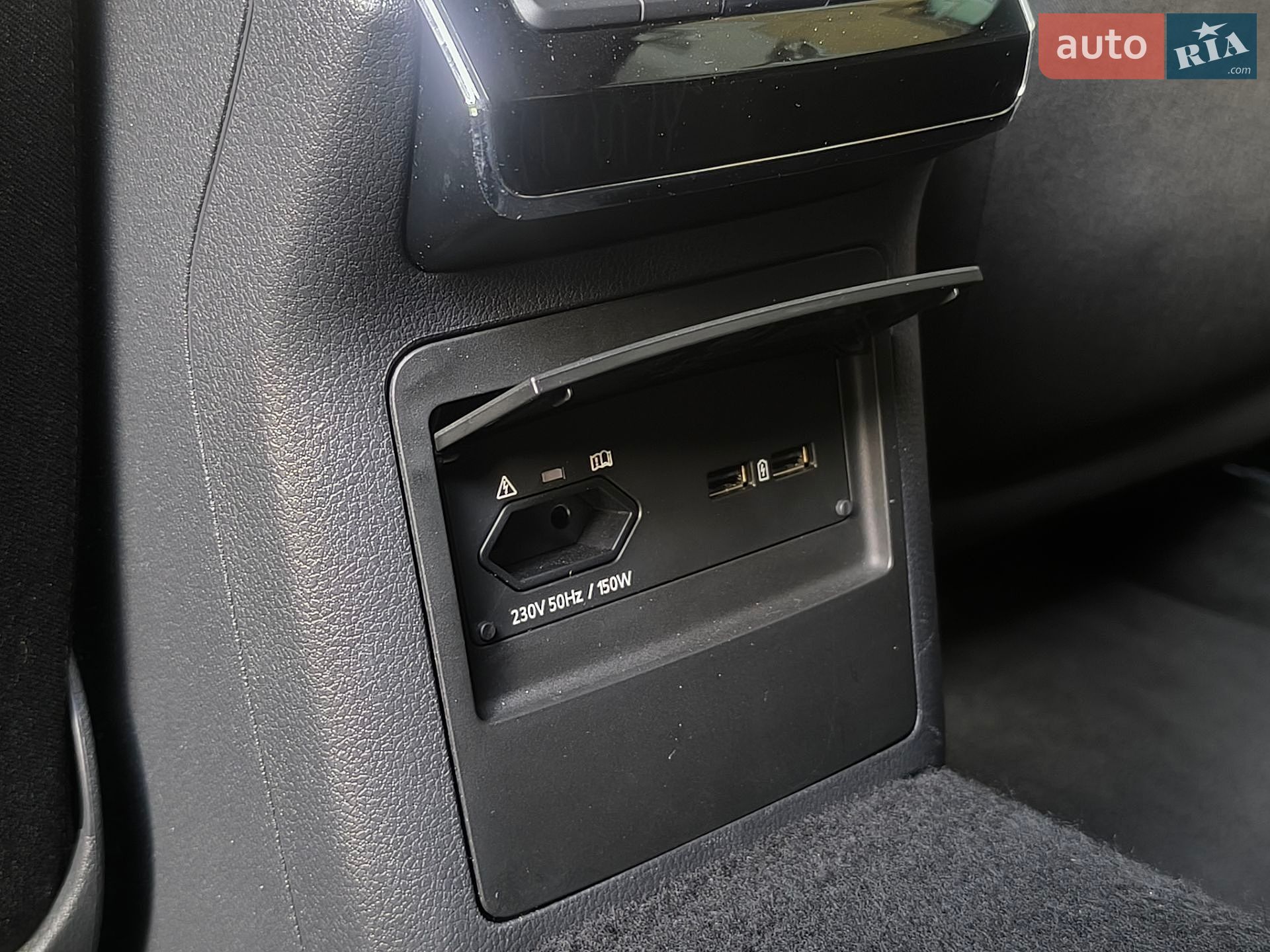 Skoda Superb 2018 VIN TMBLJ7NP5K7040030 фото оголошення 35 з 58