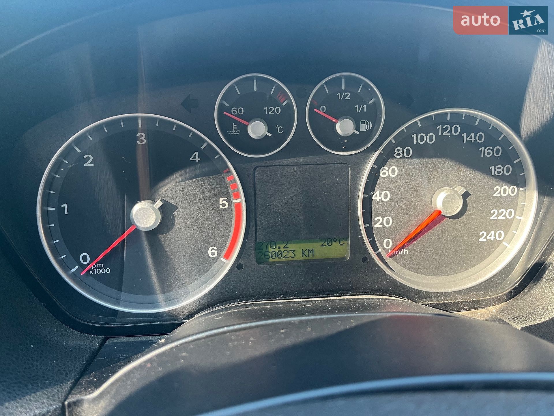 Ford Focus 2005 VIN WF0WXXGCDW5C30481 фото оголошення 8 з 21