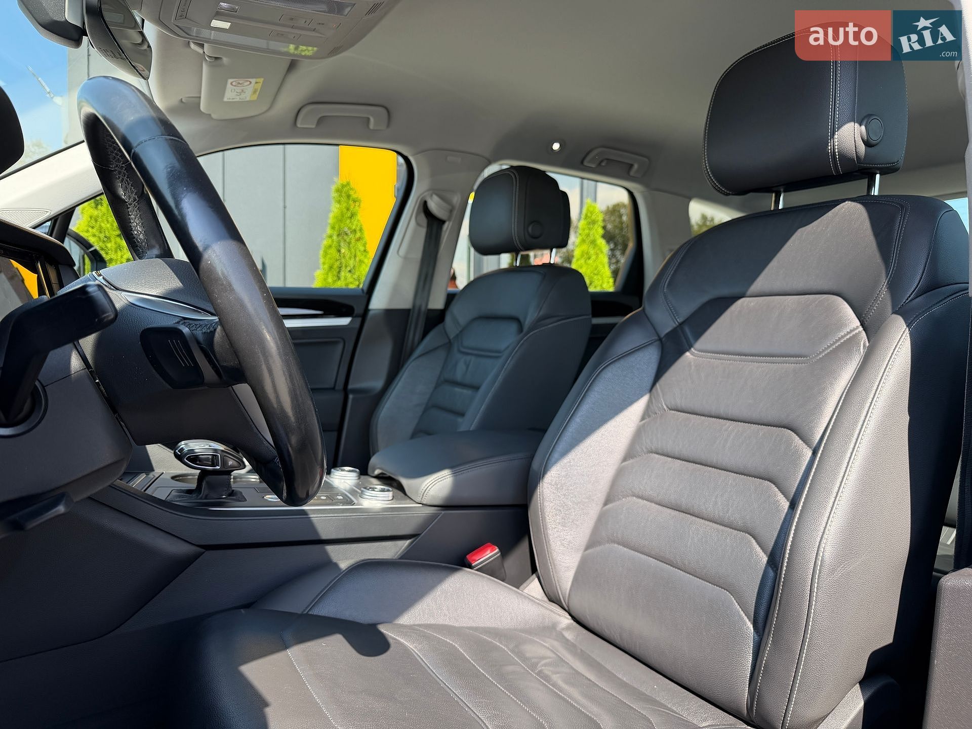 Volkswagen Touareg 2020 VIN WVGZZZCRZLD037990 фото оголошення 9 з 33