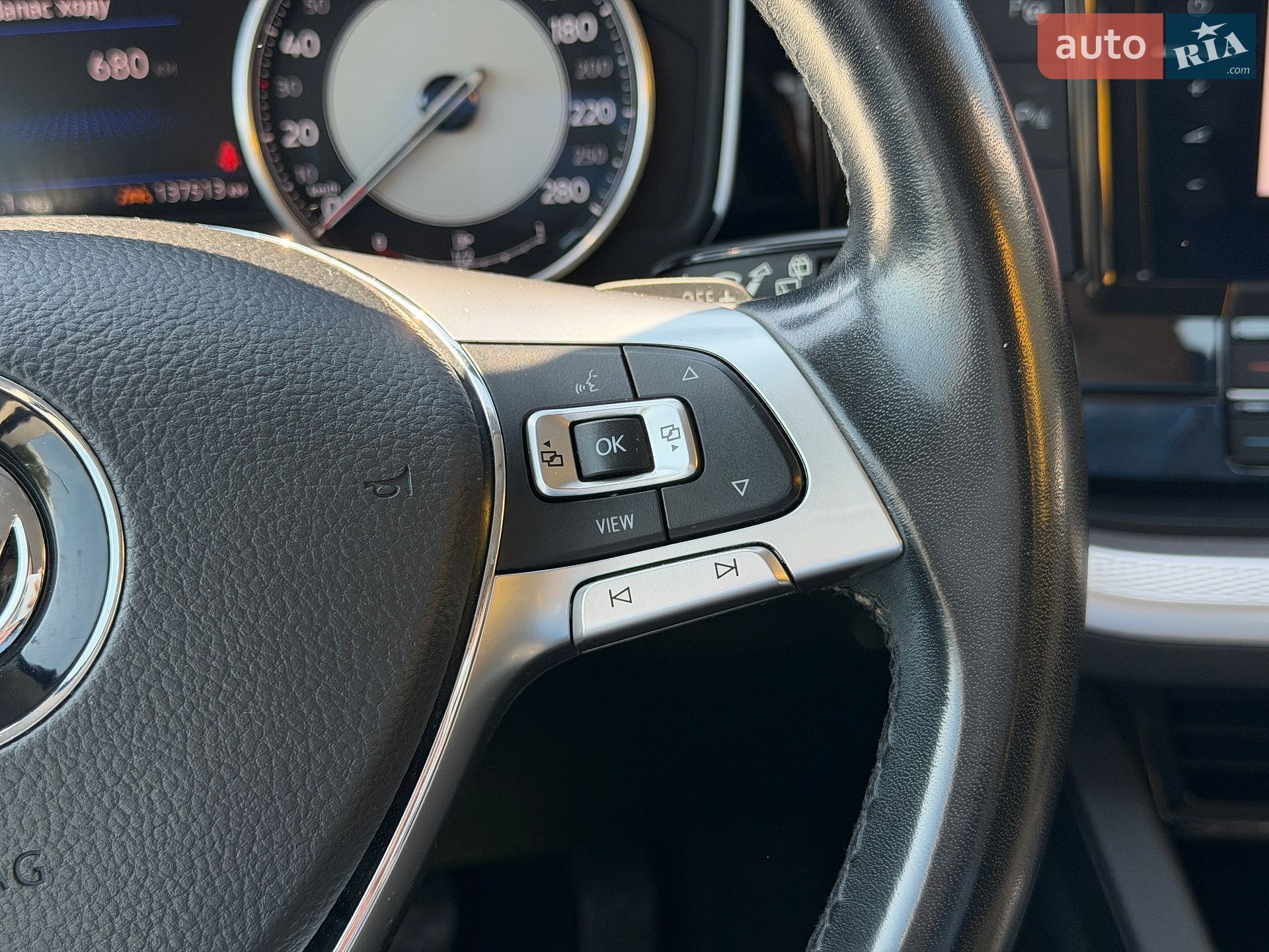 Volkswagen Touareg 2020 VIN WVGZZZCRZLD037990 фото оголошення 13 з 33