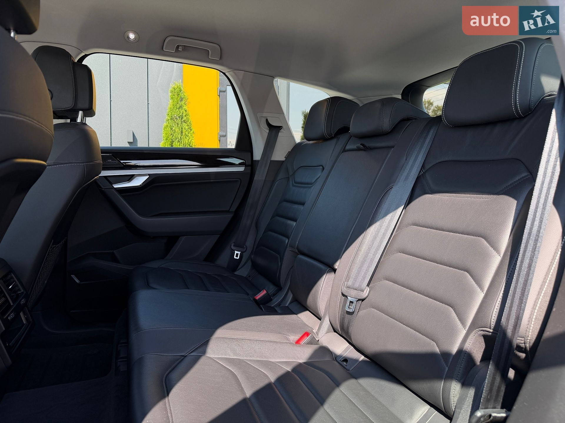 Volkswagen Touareg 2020 VIN WVGZZZCRZLD037990 фото оголошення 32 з 33
