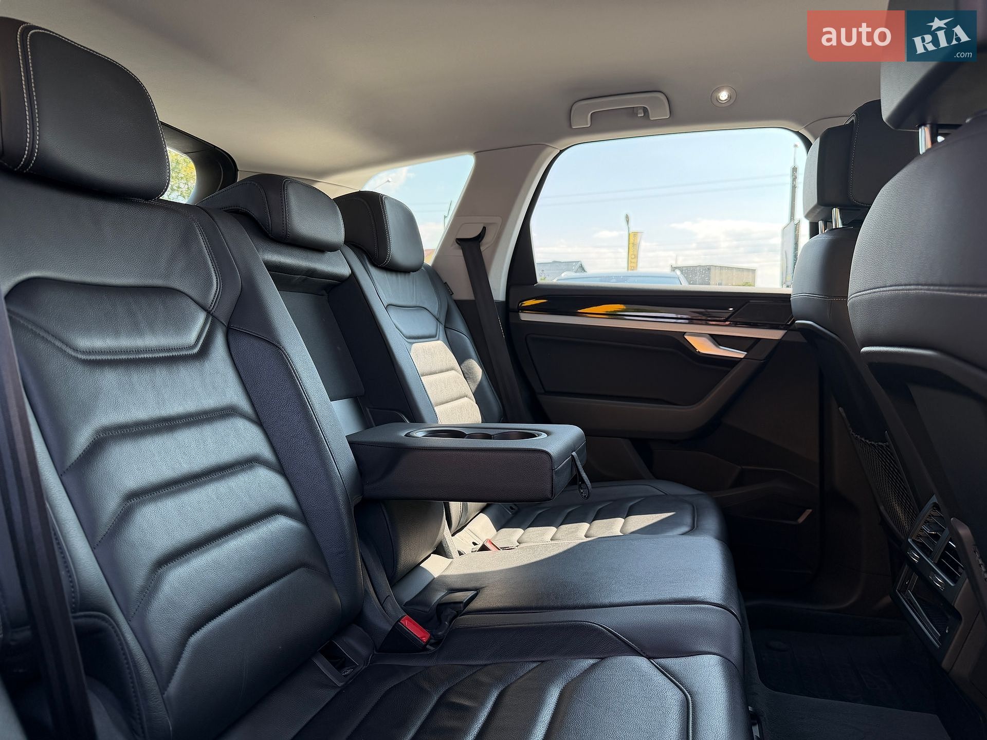 Volkswagen Touareg 2020 VIN WVGZZZCRZLD037990 фото оголошення 33 з 33