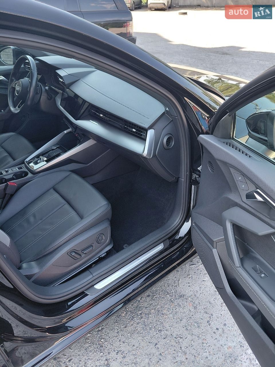Audi A3 2023 VIN WAUAUDGYXPA099410 фото оголошення 15 з 20