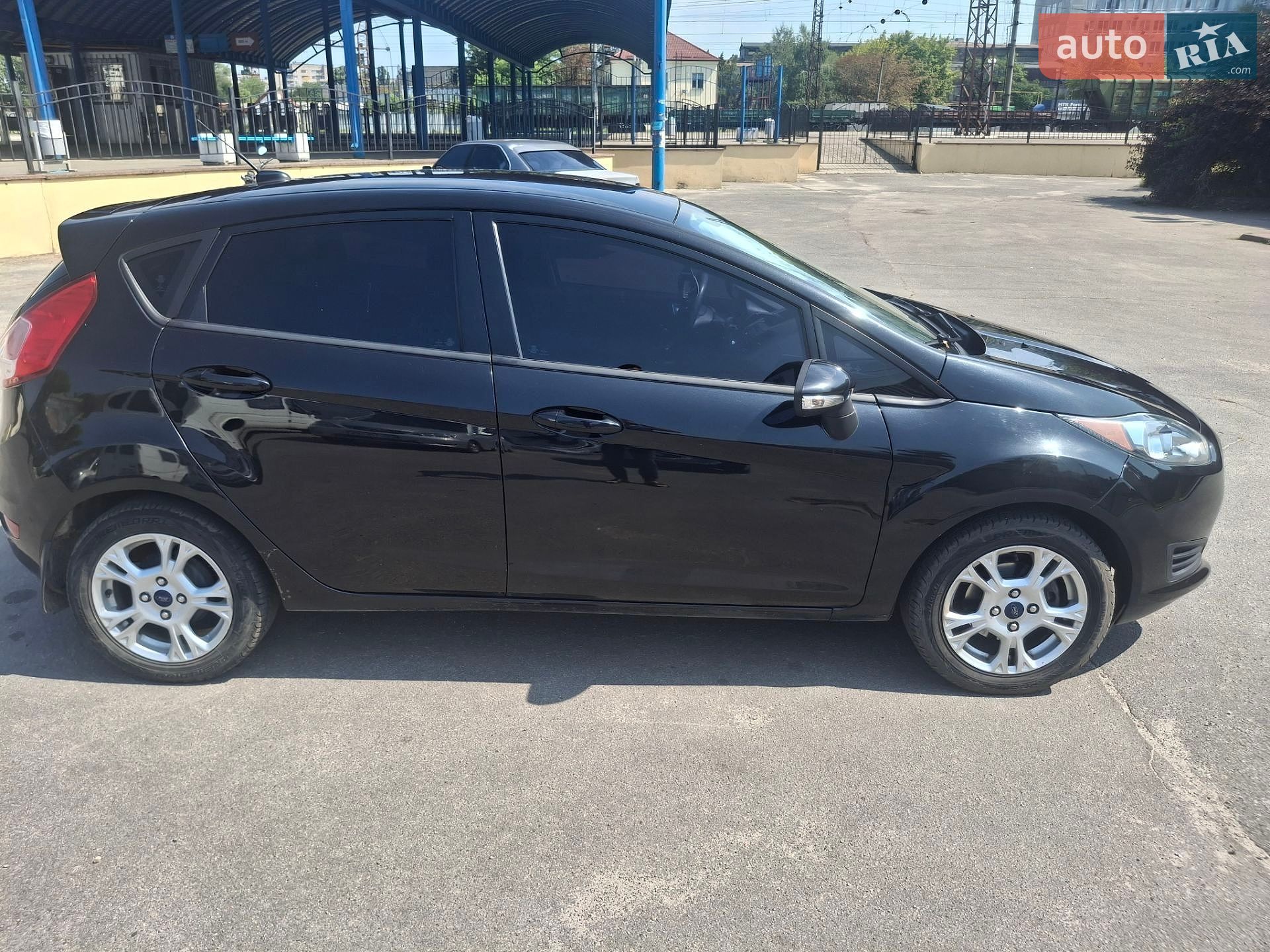 Ford Fiesta 2014 VIN 3FADP4EJ3EM196001 фото оголошення 7 з 16