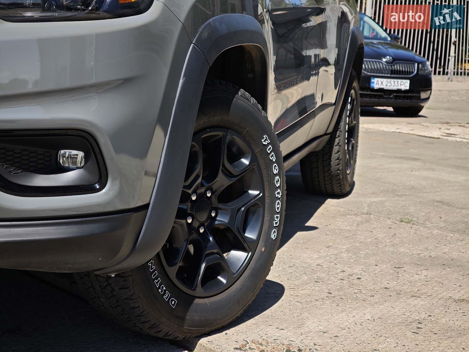 Jeep Cherokee 2022 VIN 1C4PJMCX2ND555852 фото оголошення 8 з 35