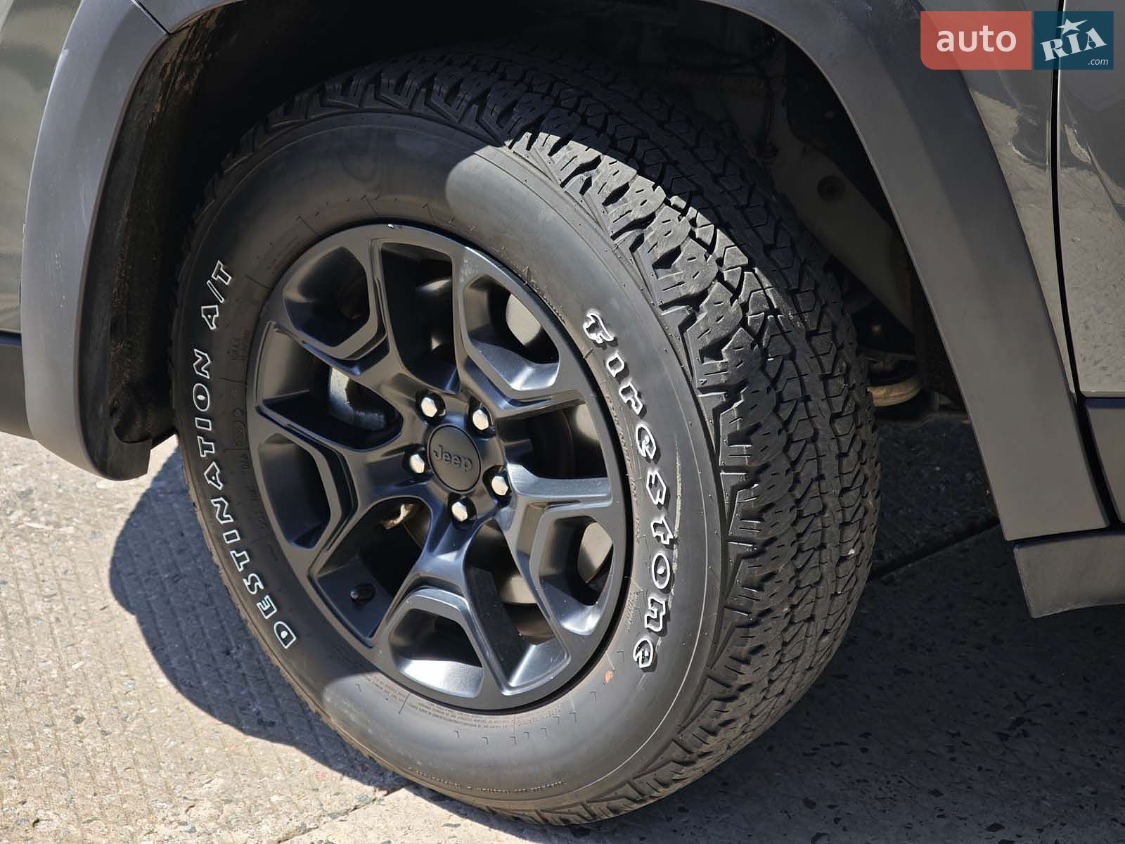 Jeep Cherokee 2022 VIN 1C4PJMCX2ND555852 фото оголошення 9 з 35
