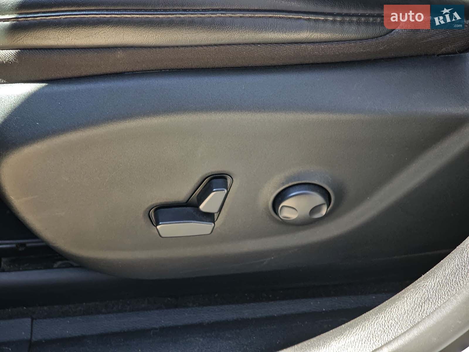 Jeep Cherokee 2022 VIN 1C4PJMCX2ND555852 фото оголошення 29 з 35