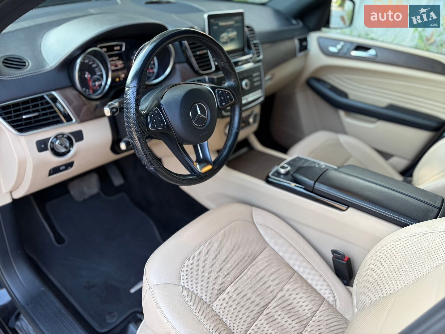 Mercedes-Benz GLE-Class Coupe 2015 VIN WDC2923561A024673 фото оголошення 19 з 28