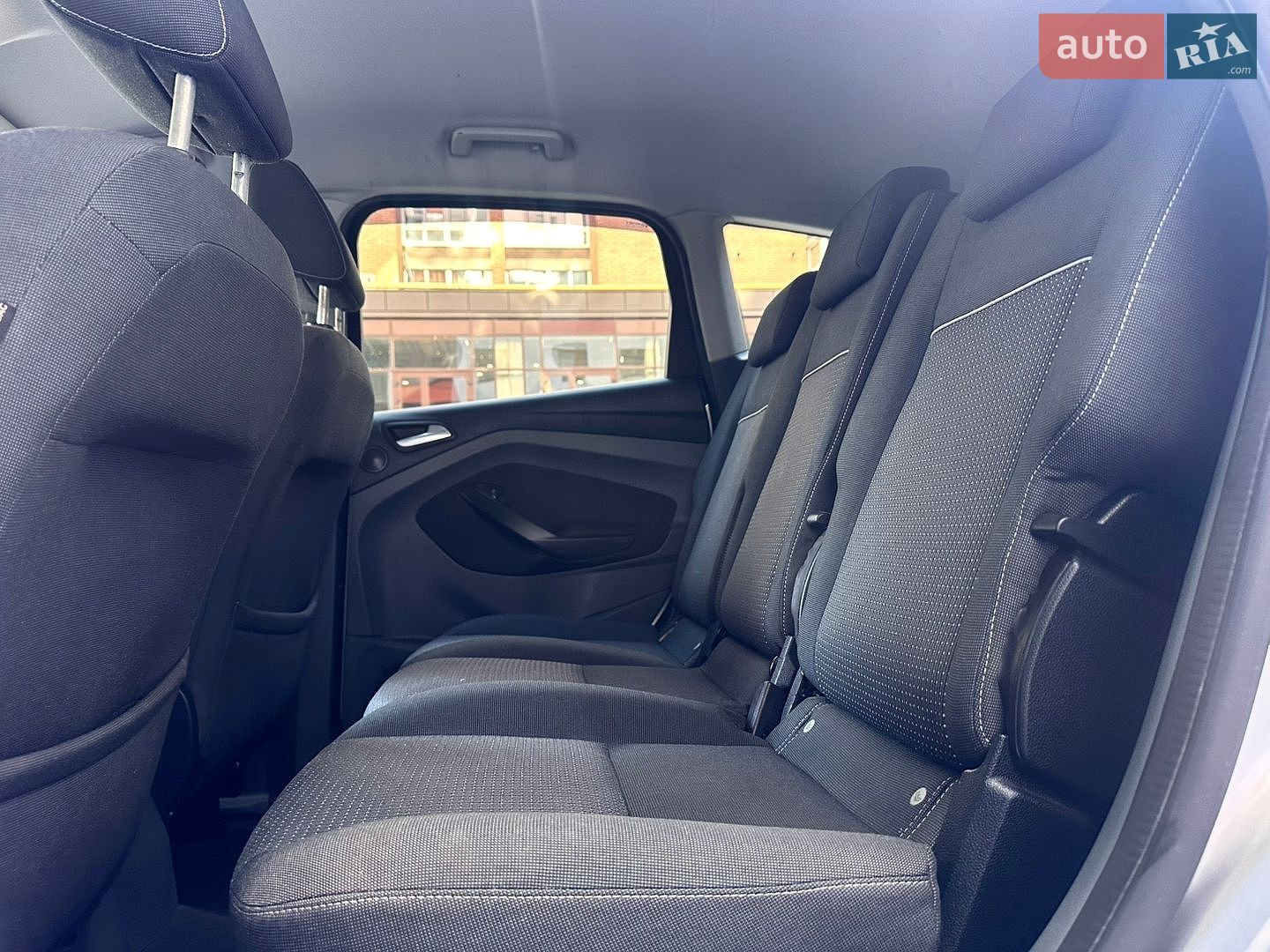 Ford C-Max 2013 VIN WF0JXXWPBJCB25257 фото оголошення 17 з 31