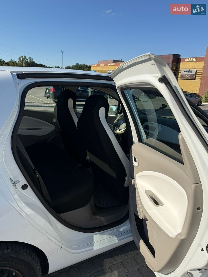 Renault Zoe 2018 VIN VF1AG000762058571 фото оголошення 24 з 35