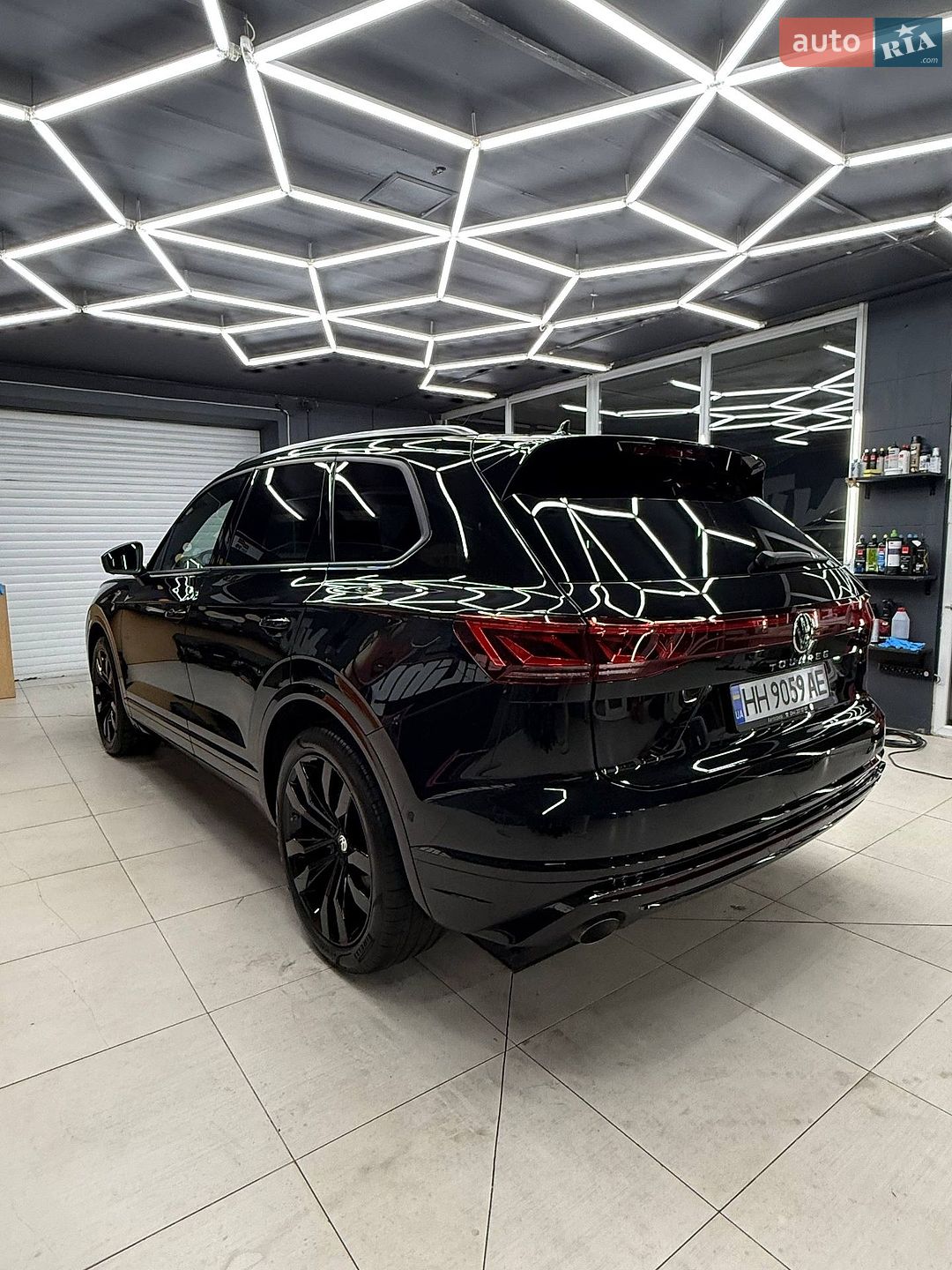 Volkswagen Touareg 2024 VIN WVGZZZCR3SD002702 фото оголошення 21 з 31