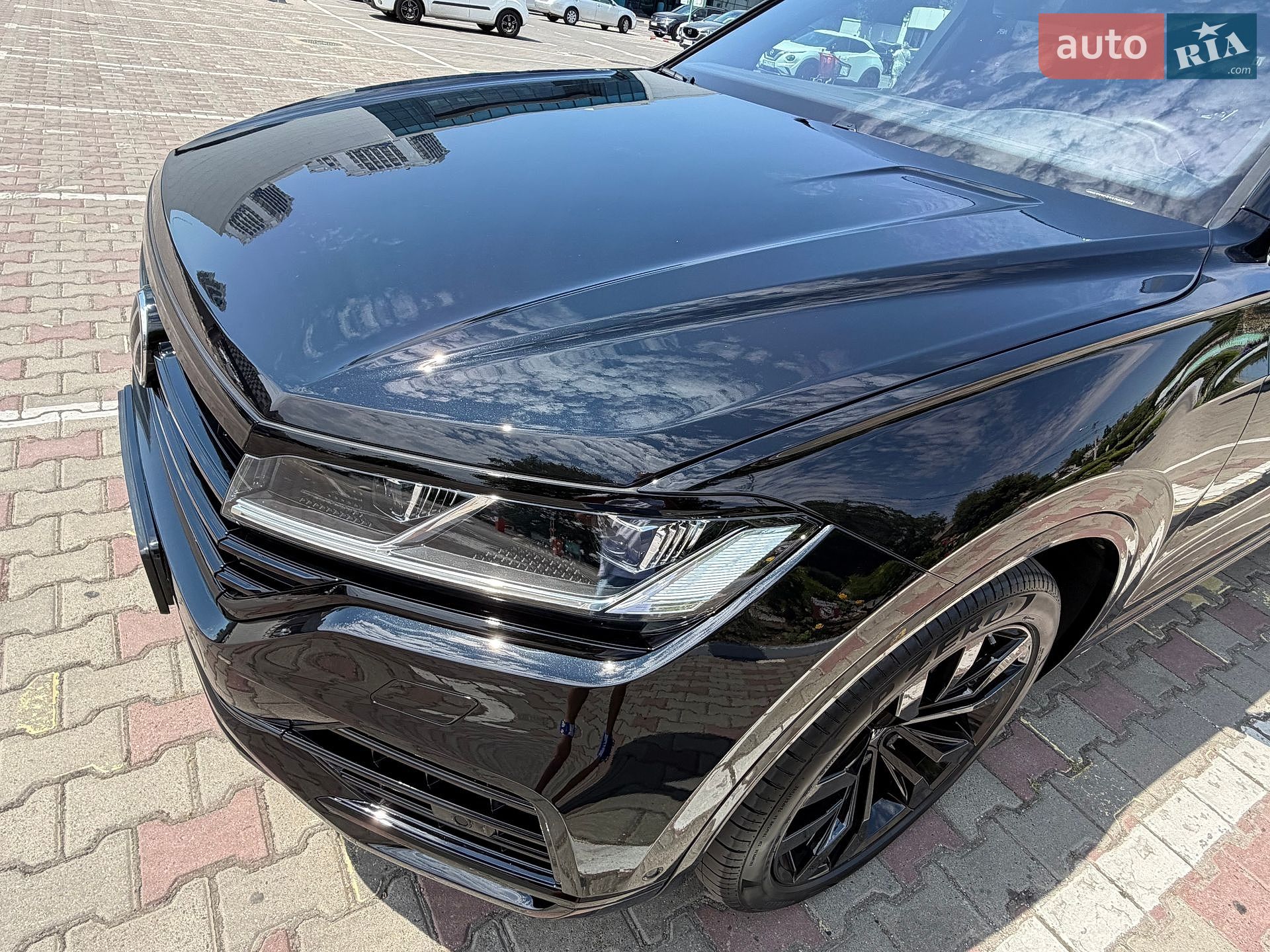 Volkswagen Touareg 2024 VIN WVGZZZCR3SD002702 фото оголошення 26 з 31