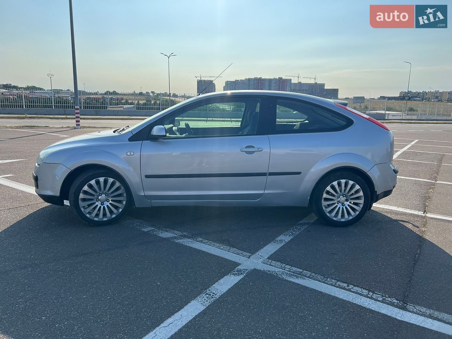 Ford Focus 2005 VIN WF03XXGCD35B00842 фото оголошення 2 з 11