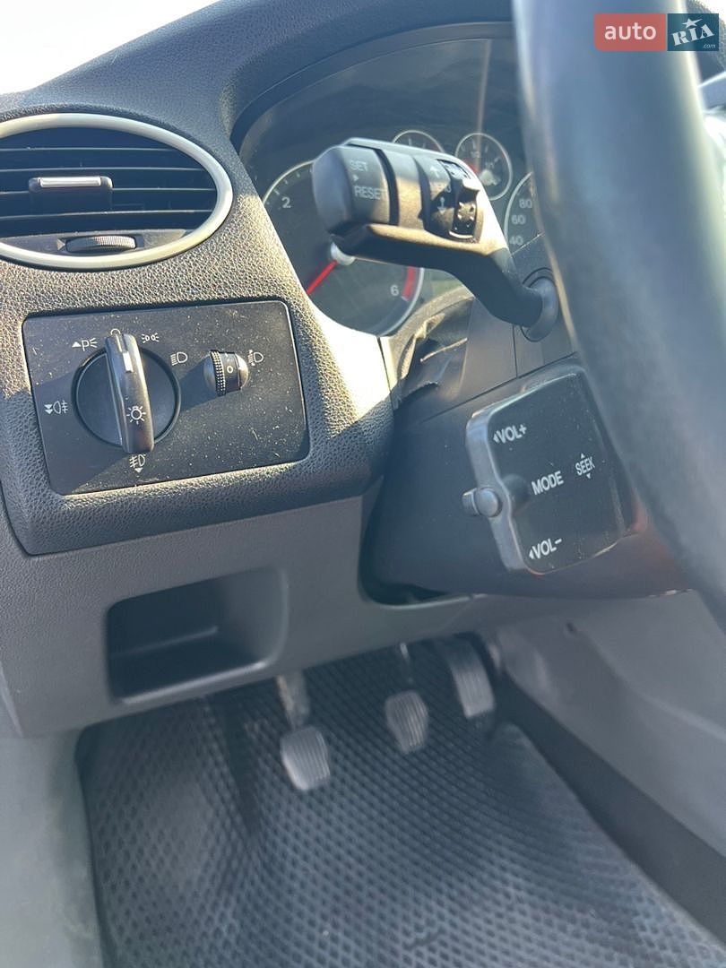 Ford Focus 2005 VIN WF03XXGCD35B00842 фото оголошення 11 з 11