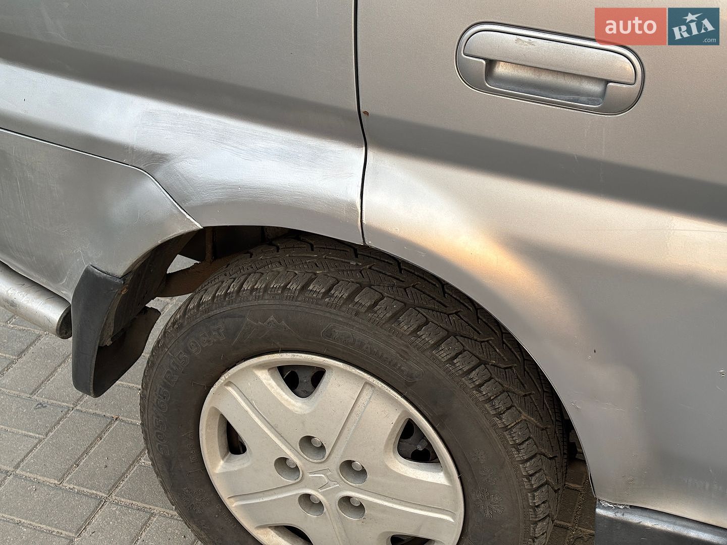 Honda HR-V 2000 VIN JHMGH4850YS215122 фото оголошення 6 з 17
