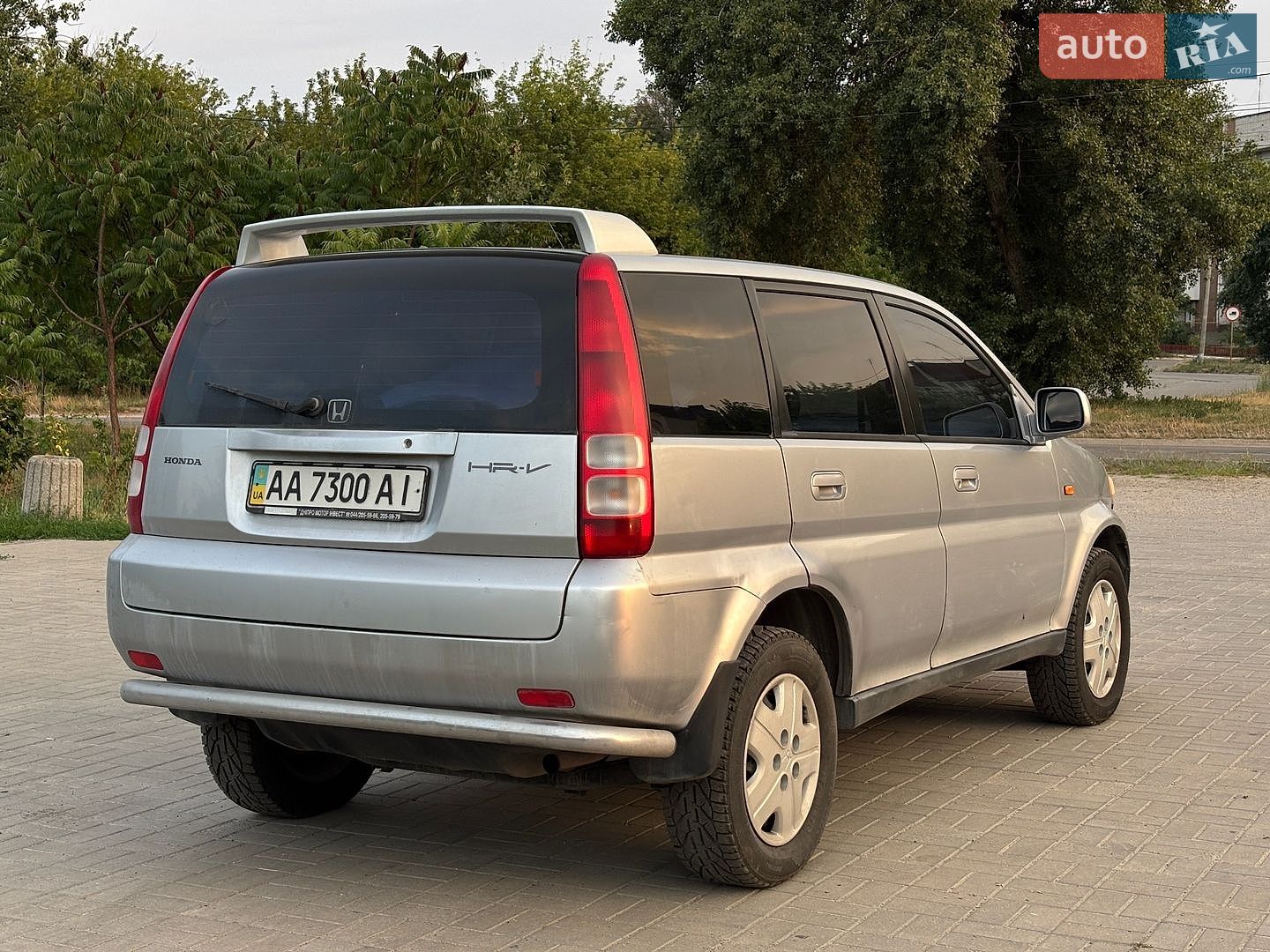 Honda HR-V 2000 VIN JHMGH4850YS215122 фото оголошення 7 з 17
