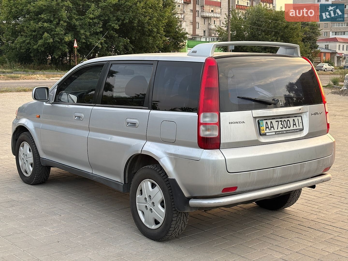 Honda HR-V 2000 VIN JHMGH4850YS215122 фото оголошення 8 з 17