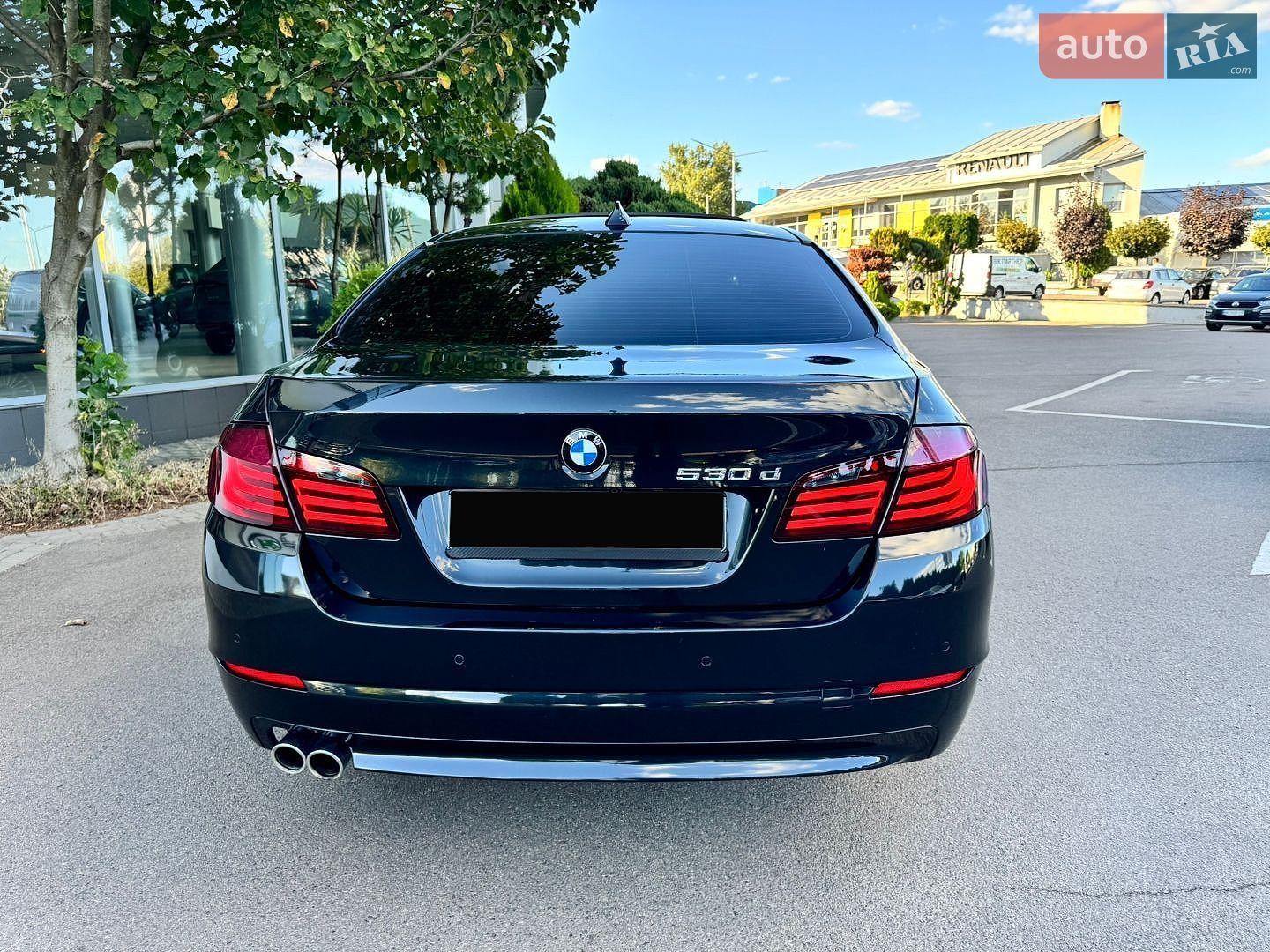 BMW 5 Series 2011 VIN WBAXA510X0DW56364 фото оголошення 12 з 26