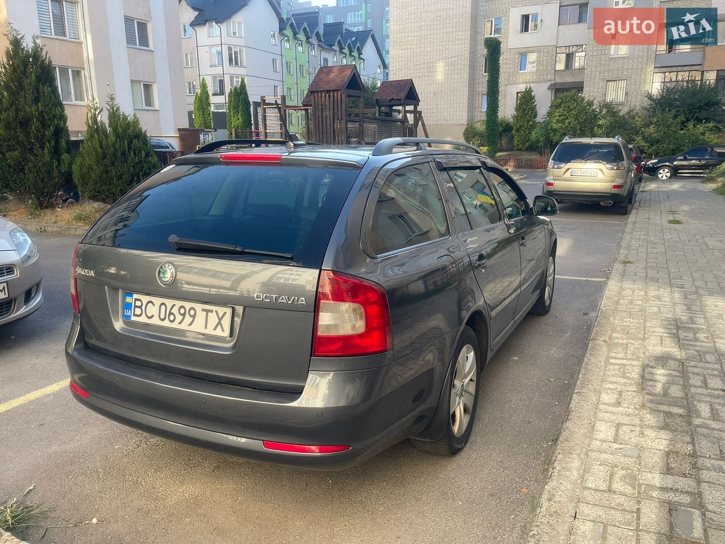 Skoda Octavia 2012 VIN TMBGE61Z8C2139799 фото оголошення 3 з 7