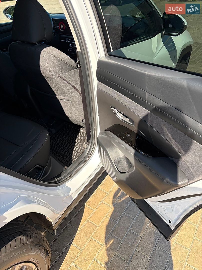 Hyundai Tucson 2025 VIN TMAJB81DBSJ642063 фото оголошення 5 з 9