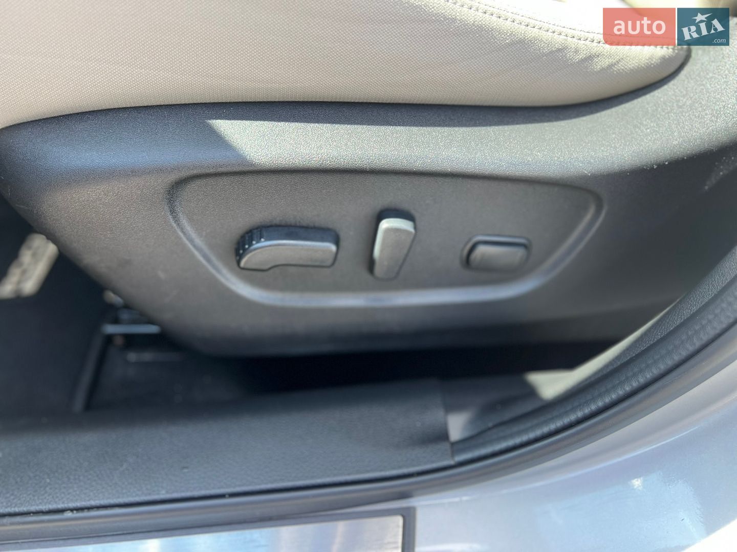 Nissan Rogue Sport 2019 VIN JN1BJ1CPXKW526112 фото оголошення 11 з 28