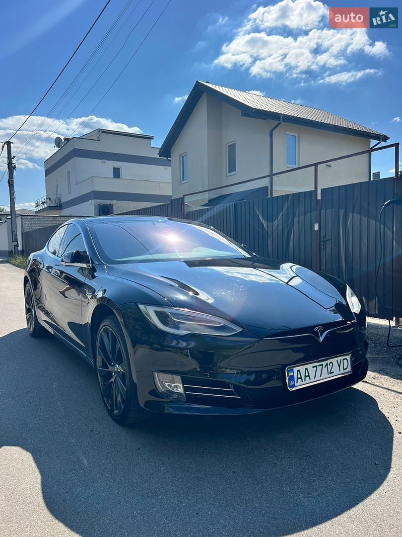 Tesla Model S 2018 VIN 5YJSA1E23JF265908 фото оголошення 2 з 32