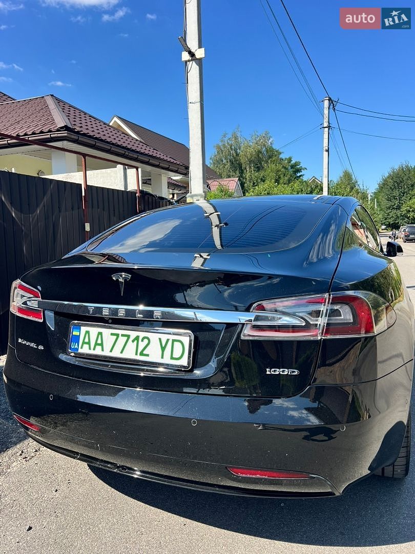 Tesla Model S 2018 VIN 5YJSA1E23JF265908 фото оголошення 4 з 32