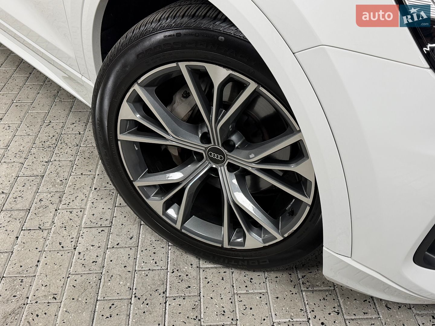 Audi Q8 2020 VIN WAUZZZF10MD012629 фото оголошення 15 з 54
