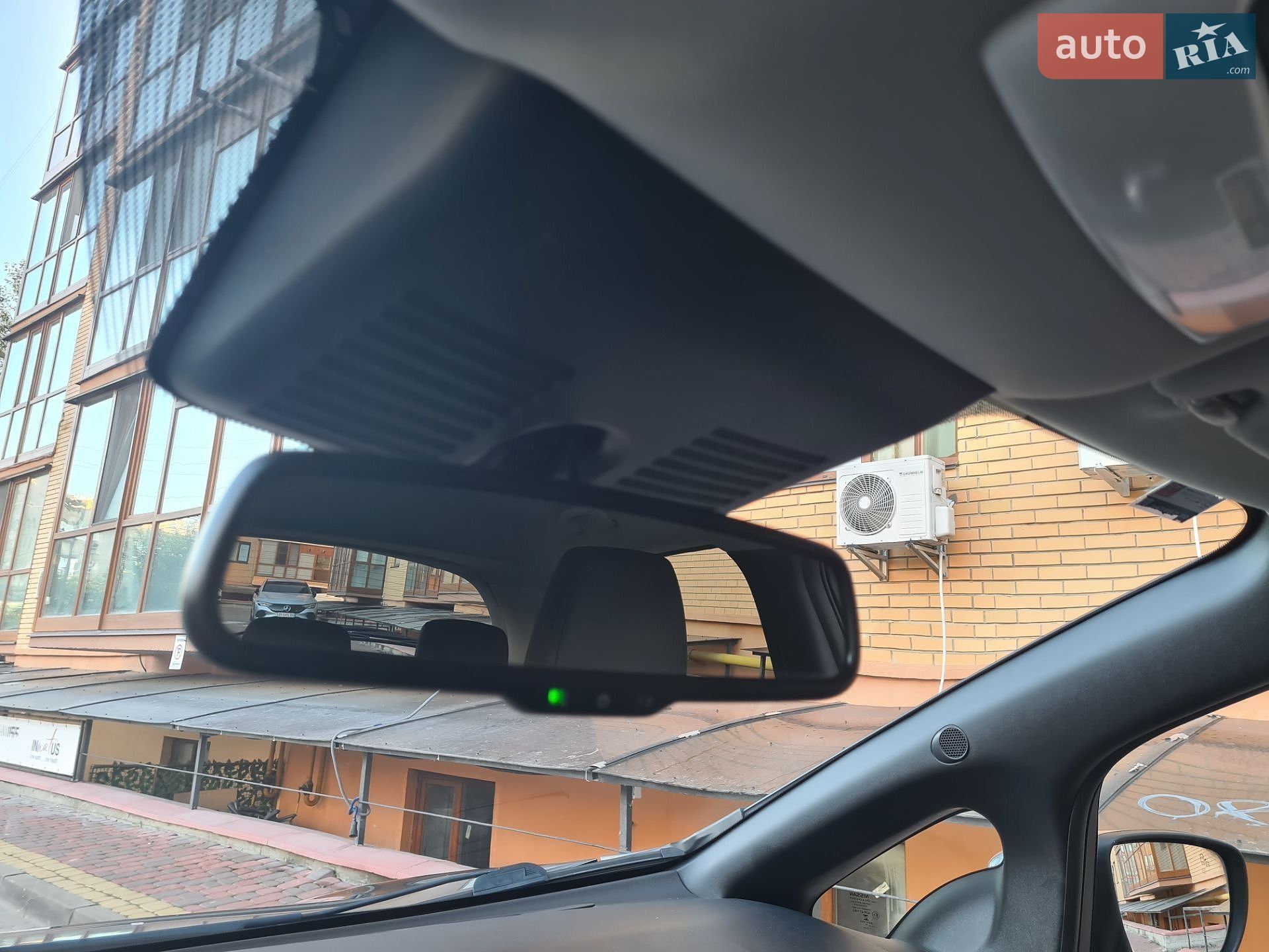 Nissan Leaf 2019 VIN SJNFAAZE1U0083961 фото оголошення 17 з 35