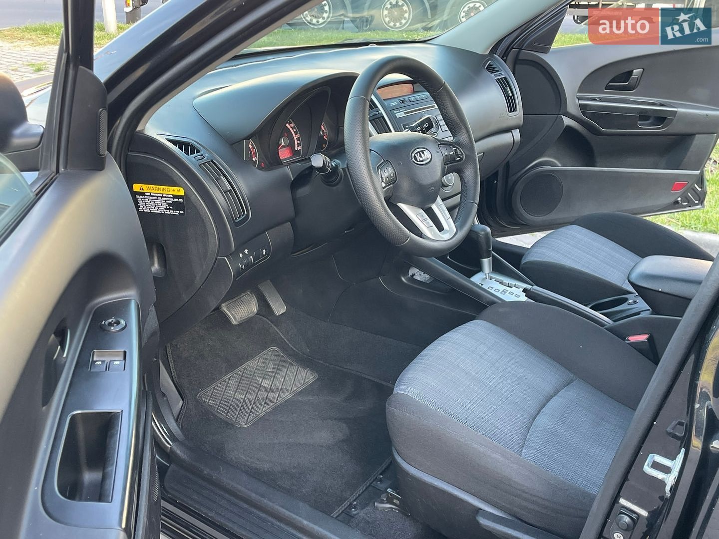 Kia Ceed 2012 VIN U5YHB812BCL216248 фото оголошення 32 з 73