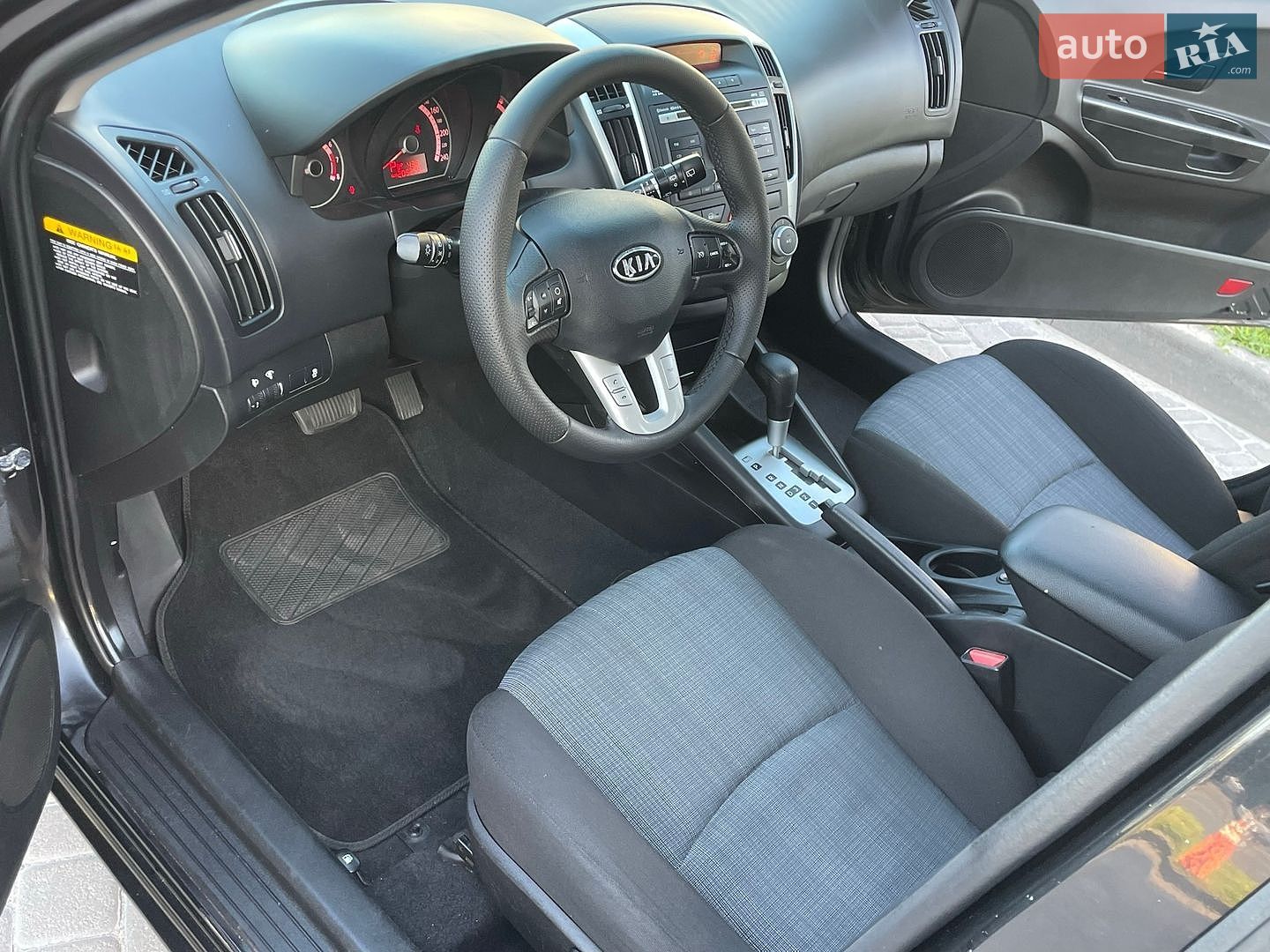 Kia Ceed 2012 VIN U5YHB812BCL216248 фото оголошення 34 з 73