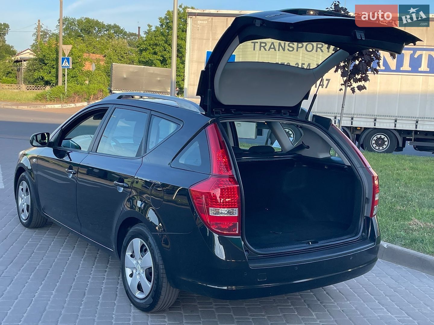 Kia Ceed 2012 VIN U5YHB812BCL216248 фото оголошення 36 з 73