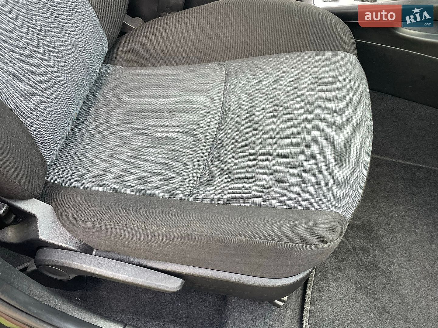 Kia Ceed 2012 VIN U5YHB812BCL216248 фото оголошення 42 з 73