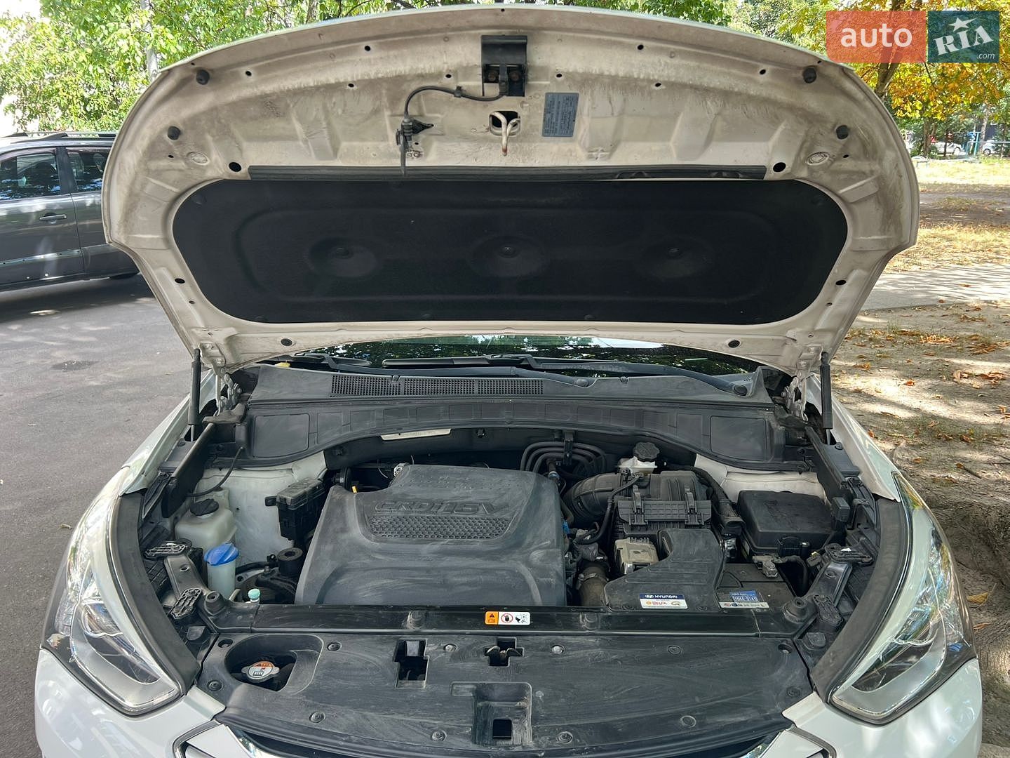 Hyundai Santa FE 2013 VIN KMHSW81UBDU137063 фото оголошення 12 з 138
