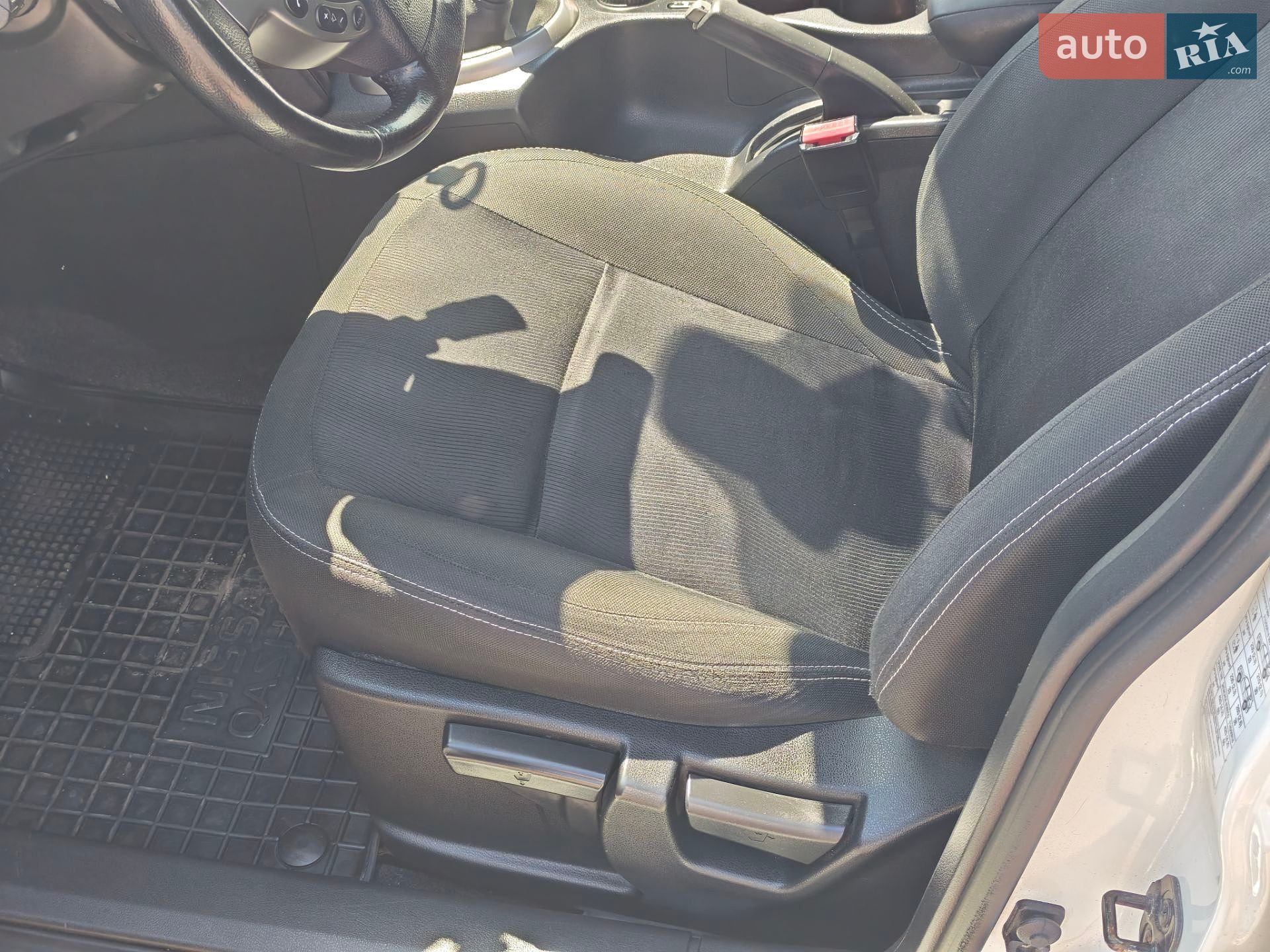 Nissan Qashqai 2012 VIN SJNFBNJ10U2634895 фото оголошення 17 з 19