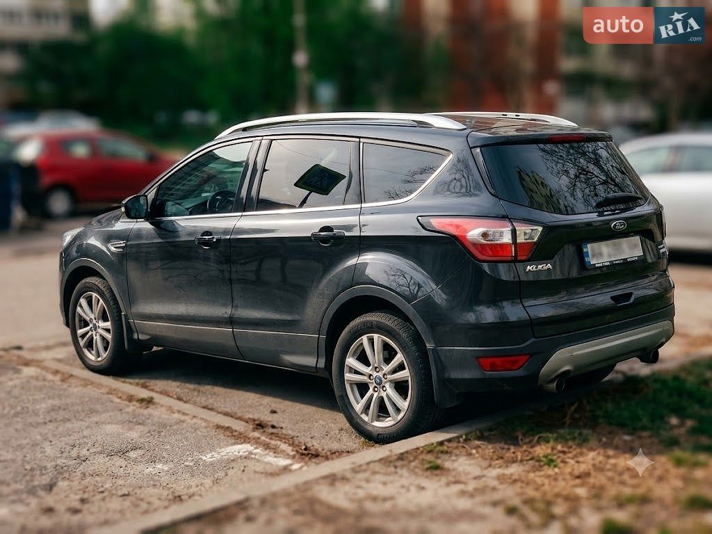 Ford Kuga 2019 VIN WF0AXXWPMAKK10120 фото оголошення 2 з 10