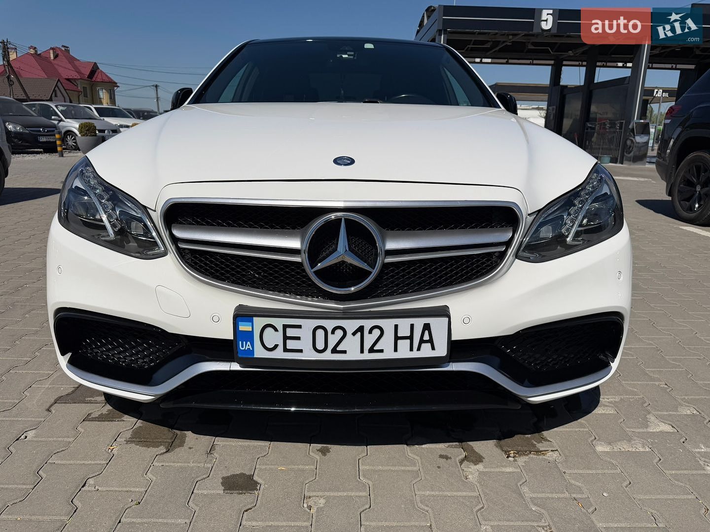 Mercedes-Benz E-Class 2014 VIN WDDHF0CB5FB093986 фото оголошення 16 з 38