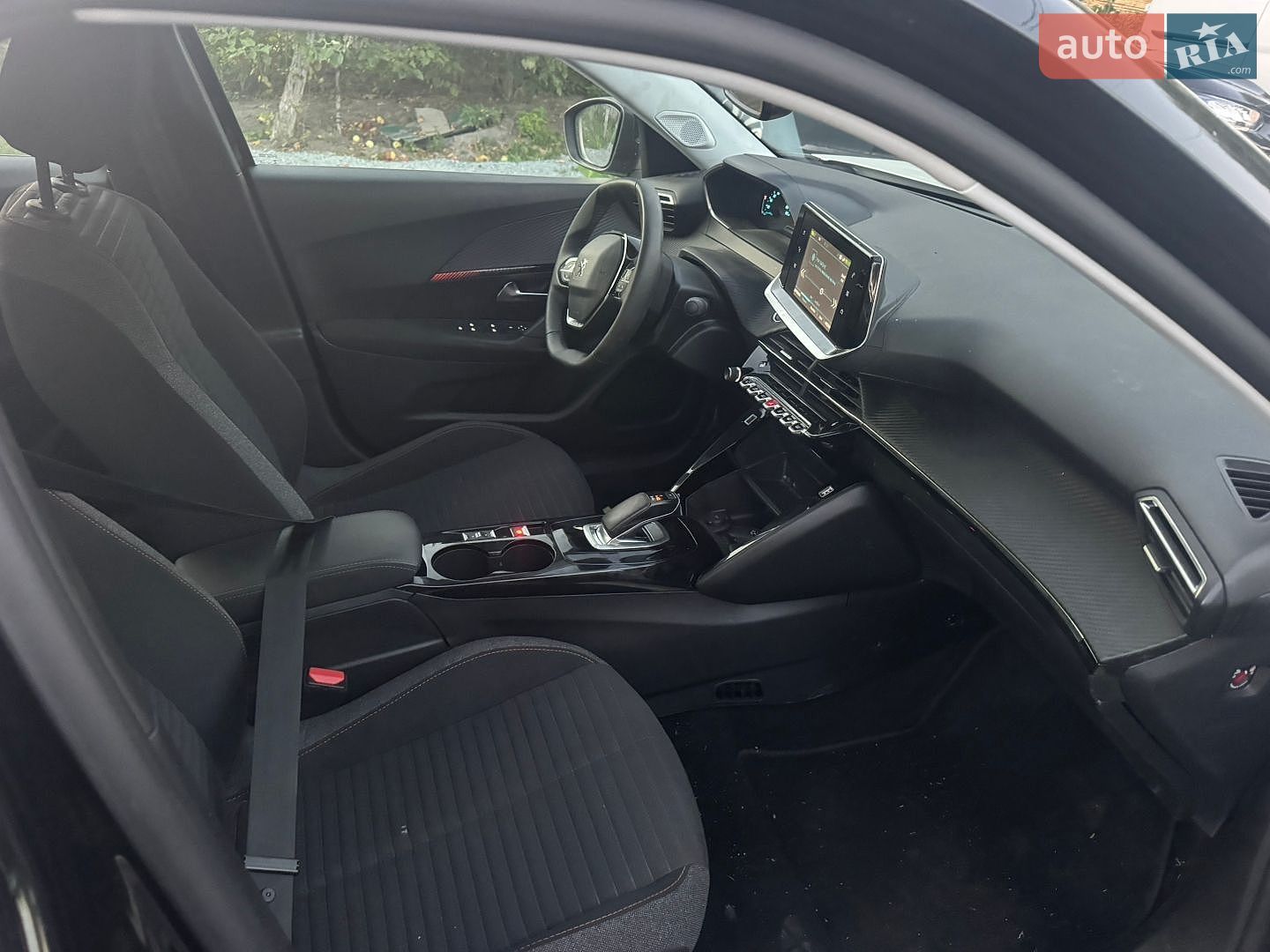 Peugeot e-2008 2021 VIN VR3UKZKXZMJ919596 фото оголошення 10 з 15