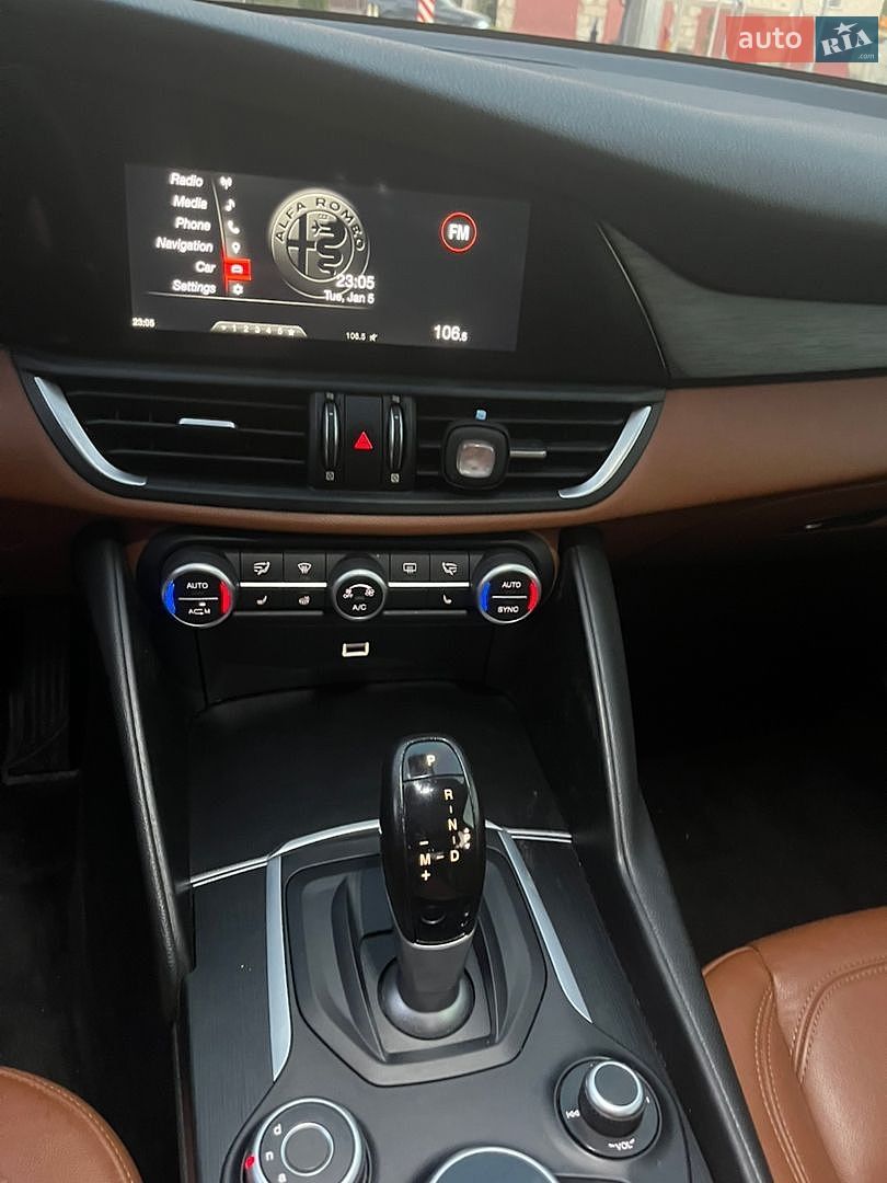 Alfa Romeo Giulia 2017 VIN ZARFAEDN4J7567126 фото оголошення 15 з 16