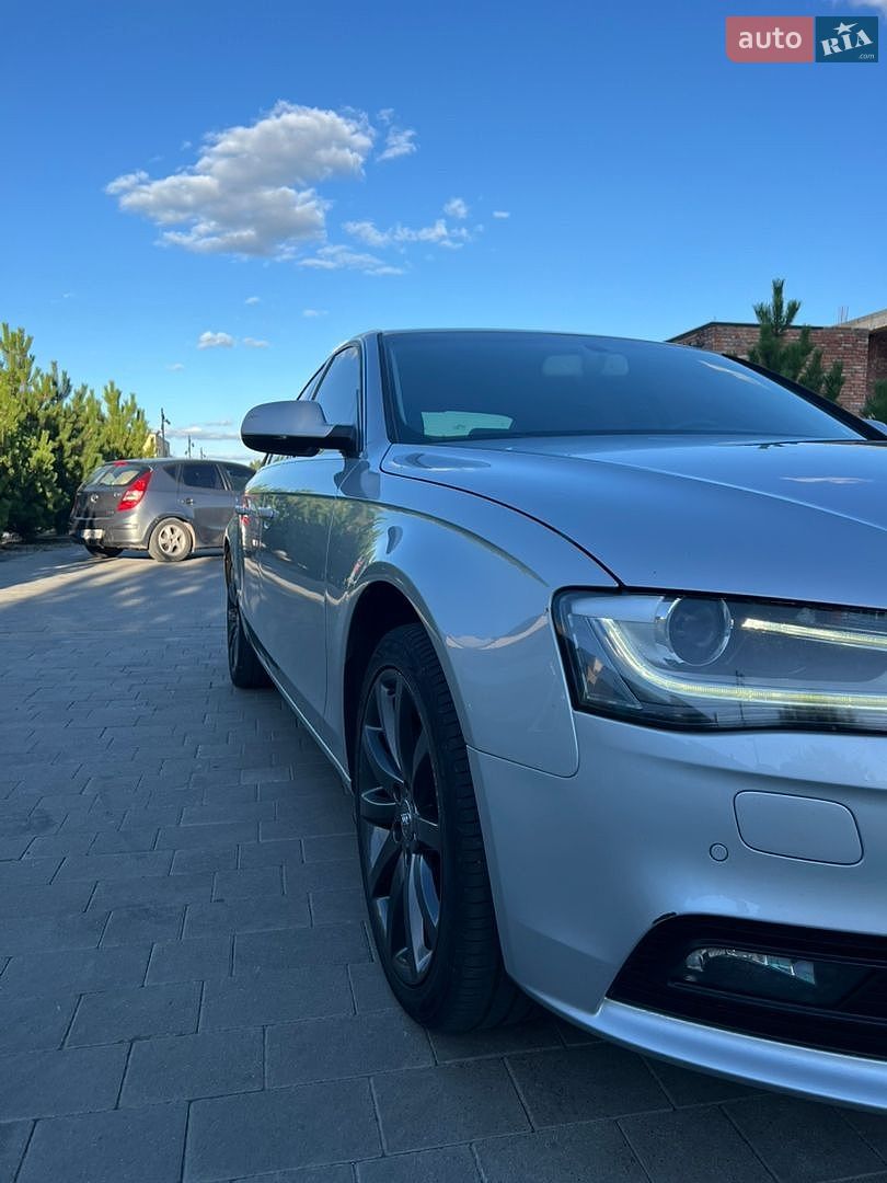 Audi A4 2012 VIN WAUZZZ8K9DN027808 фото оголошення 3 з 36