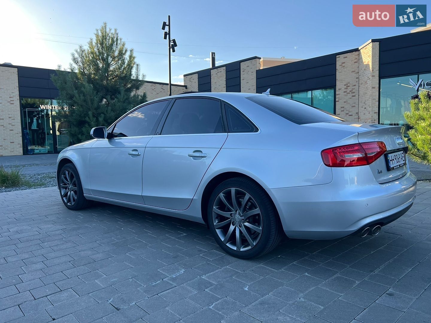 Audi A4 2012 VIN WAUZZZ8K9DN027808 фото оголошення 6 з 36